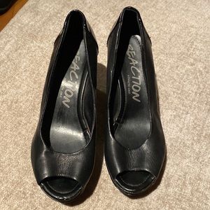 EUC Kenneth Cole wedge open toe shoes